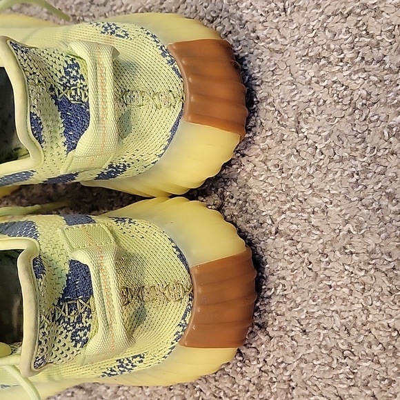 Yeezy Mens 350 Semi Frozen Yellow - Picture 4 of 5